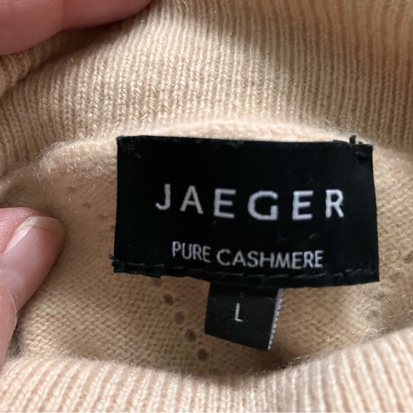 Jaeger 100% Cashmere Cream Deep Roll Neck Jumper Size L - Picture 5 of 7